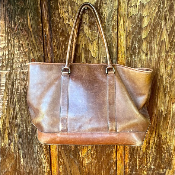 Vintage L.L. Bean Brown Leather Tote Bag – Style #0YV37 - Picture 15 of 16